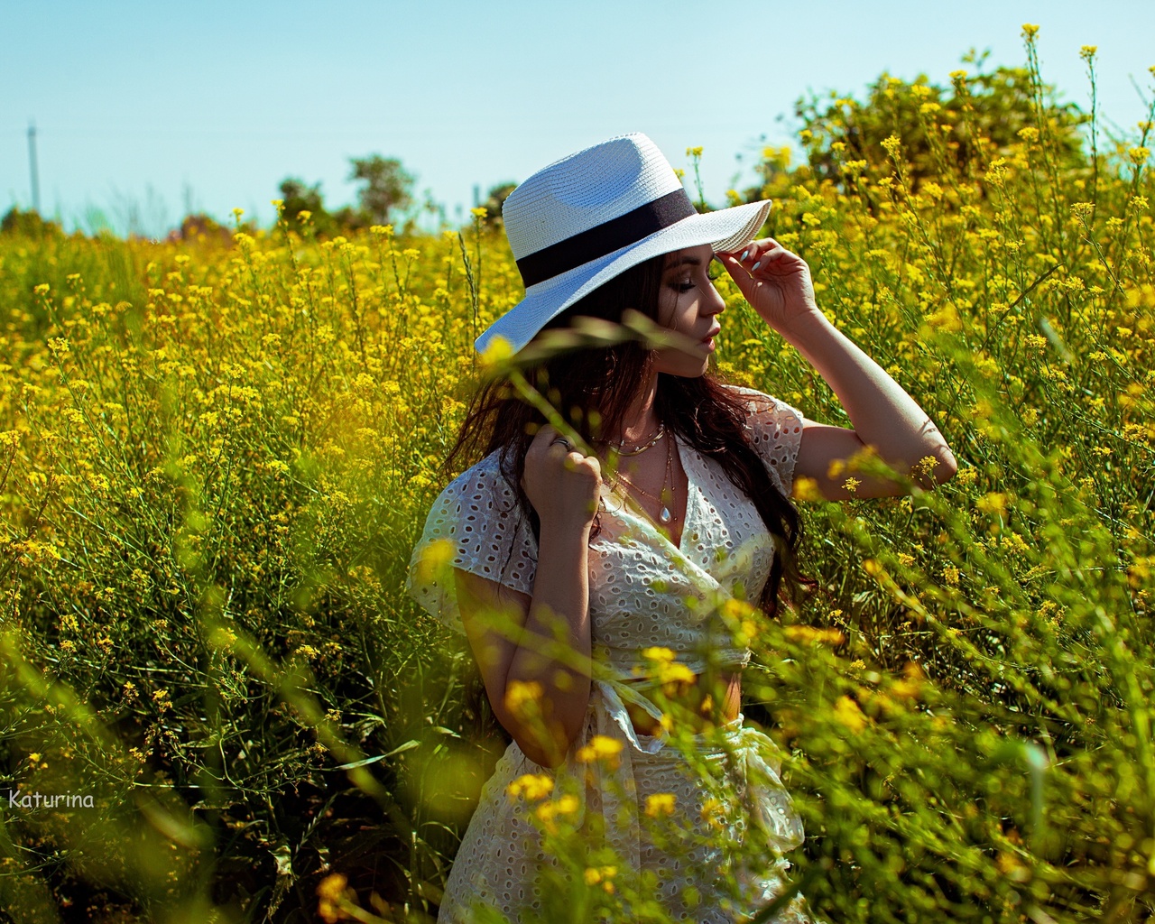 nature, flowers, plants, women outdoors, brunette, women, model, sky, white clothing, white hat, white skirt, white nails