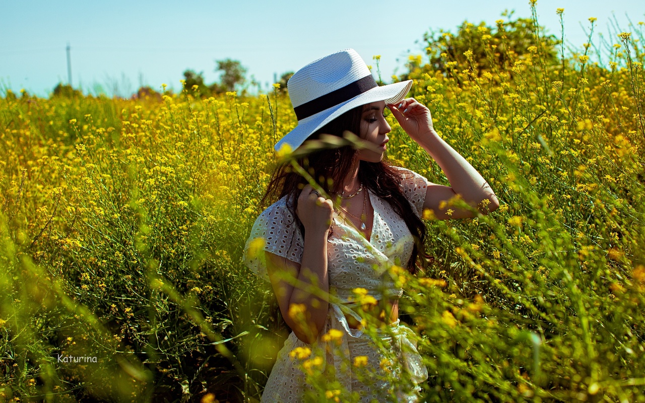 nature, flowers, plants, women outdoors, brunette, women, model, sky, white clothing, white hat, white skirt, white nails