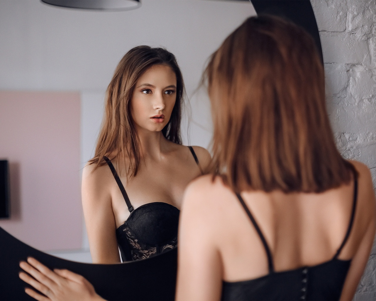 disha shemetova, evgeniy krestyanov, girl, mirror, reflection, women indoors, face, brunette, women, model