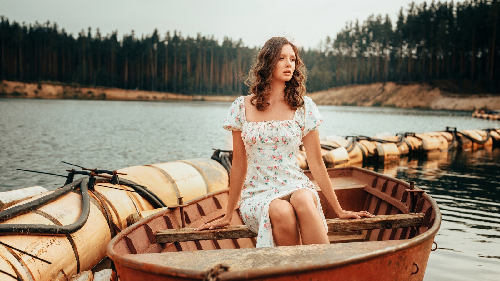 disha shemetova, summer dress, women outdoors, lake, nature, sky, clouds, trees, pine trees, brunette, model, women, sitting