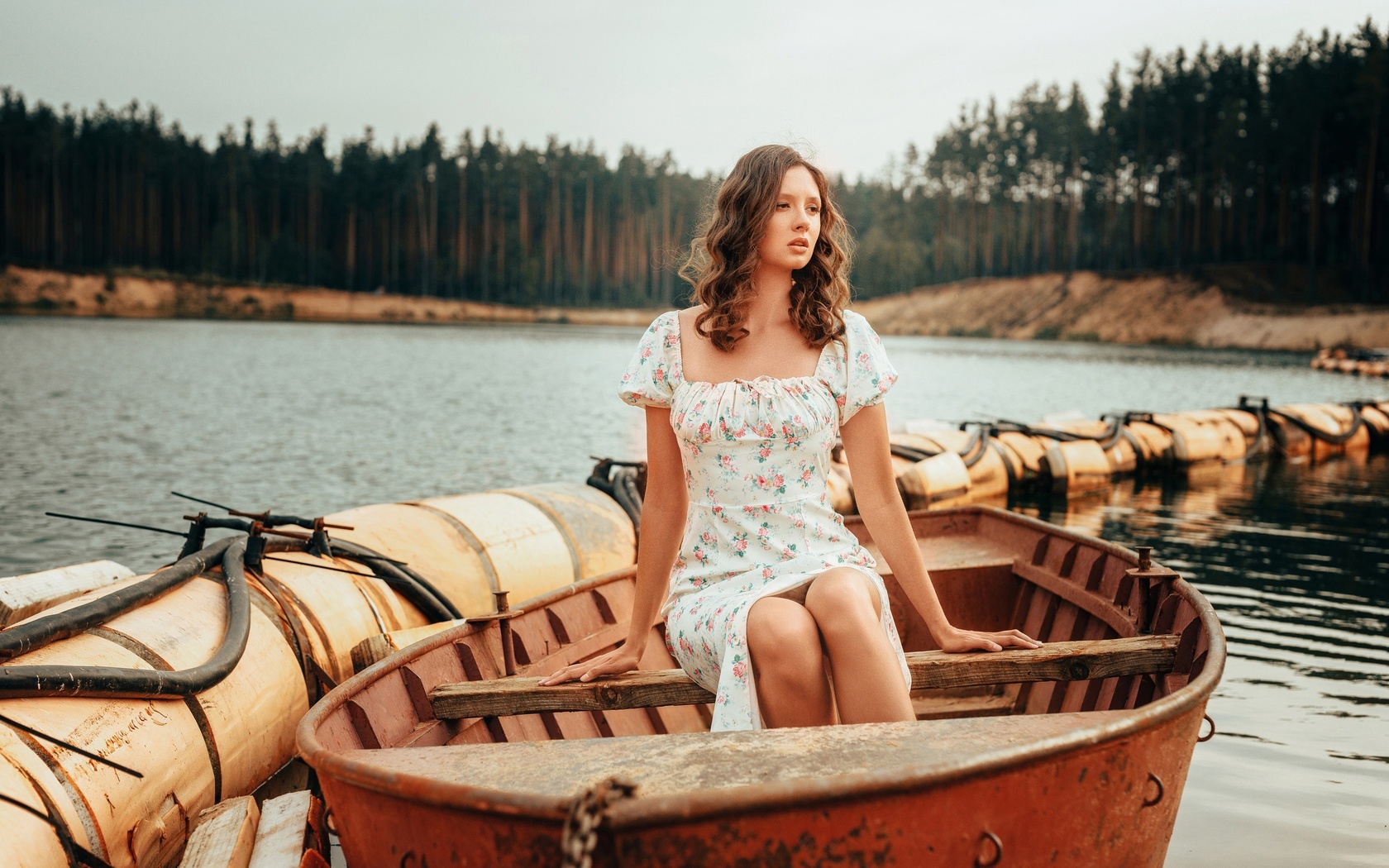 disha shemetova, summer dress, women outdoors, lake, nature, sky, clouds, trees, pine trees, brunette, model, women, sitting