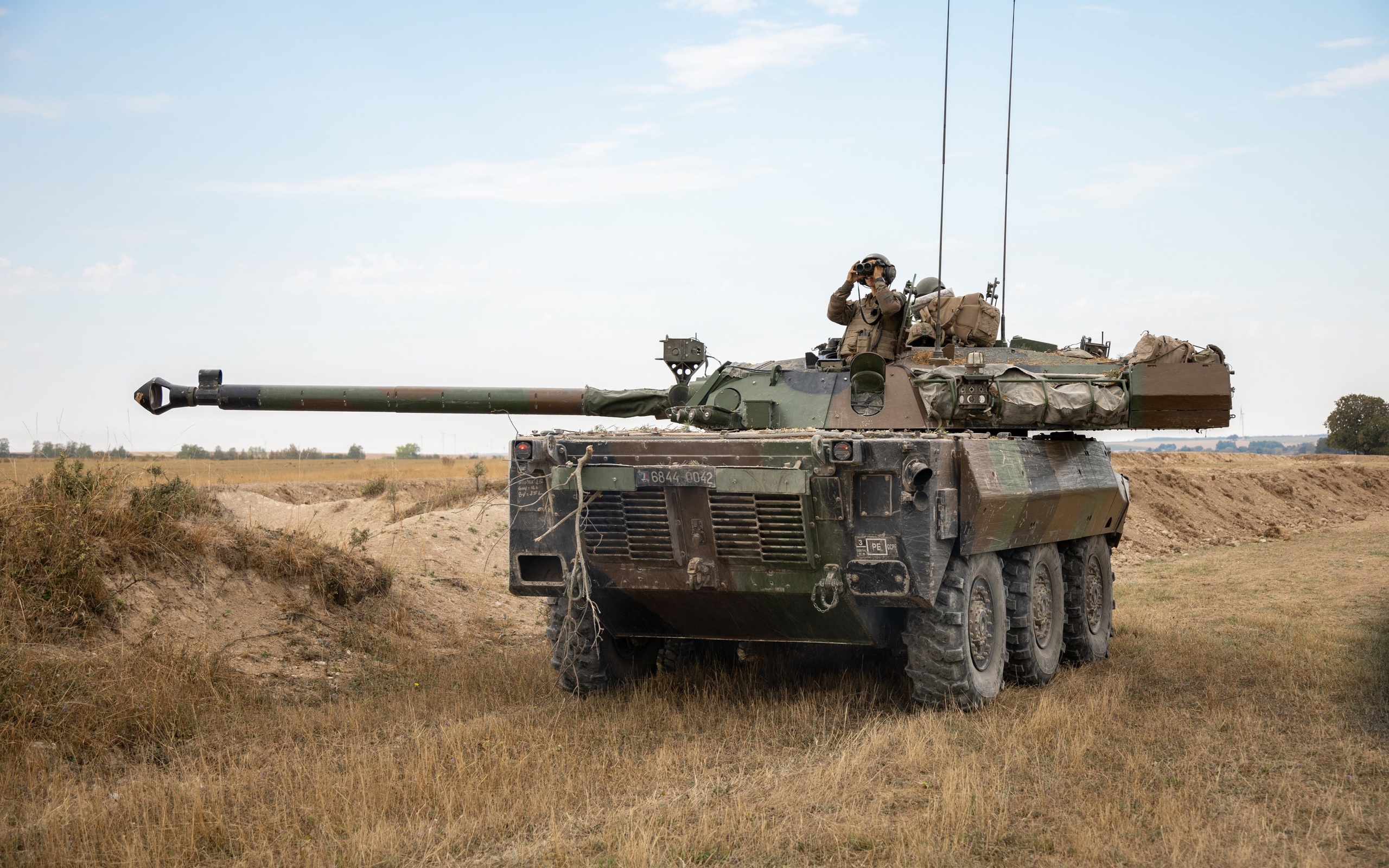 amx-10rc, france, armored fighting vehicles