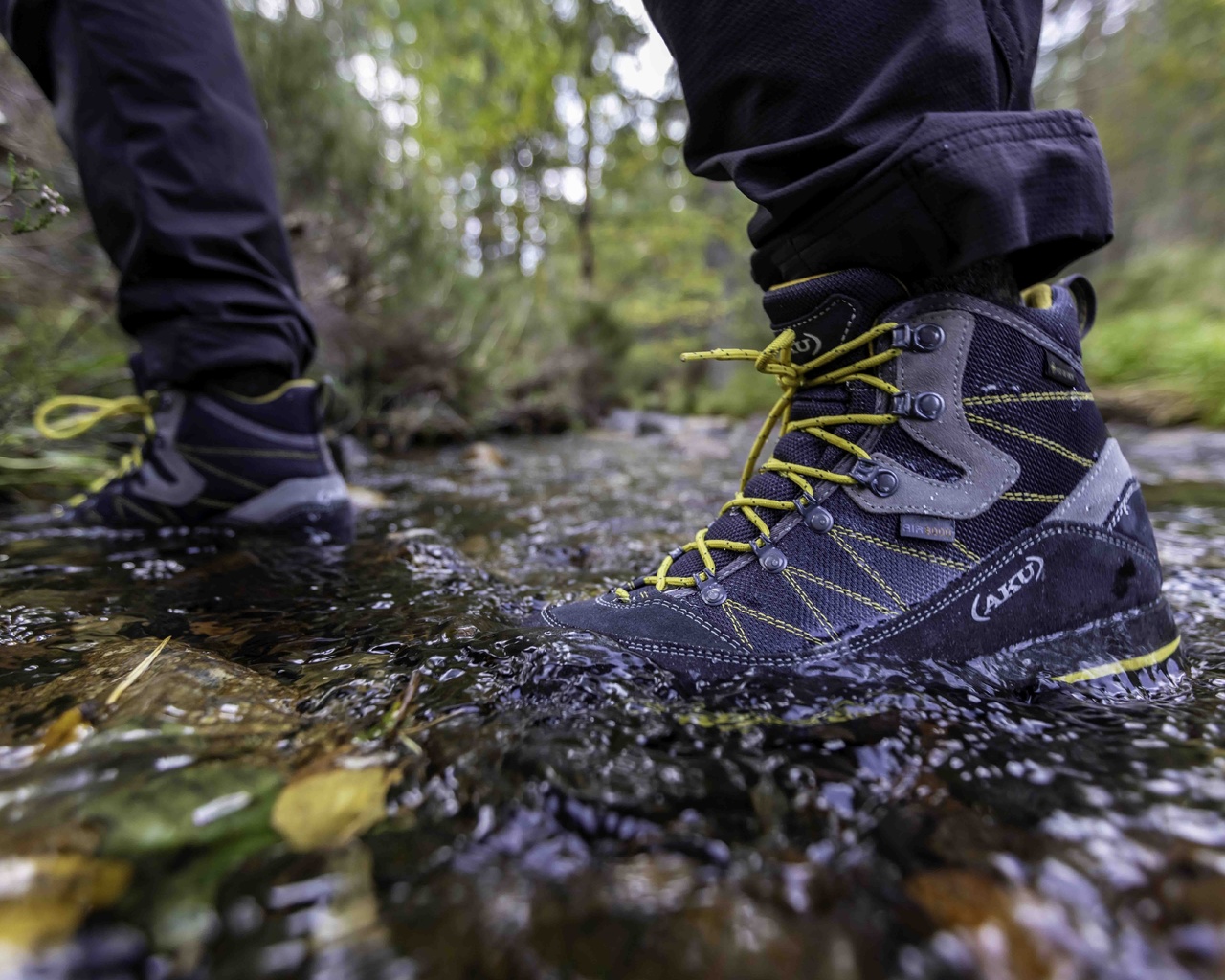 three-season boots, adventurous walks, mountain routes