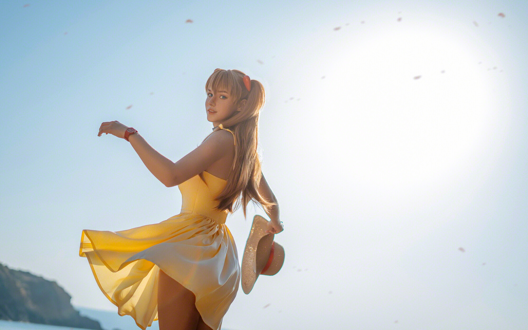 , shirogane sama, cosplay, asuka langley soryu, neon genesis evangelion, anime girls, model, sea, yellow dress, blue eyes, sky, lifting dress, lifting skir, redhead, outdoors, beach, straw hat, nature