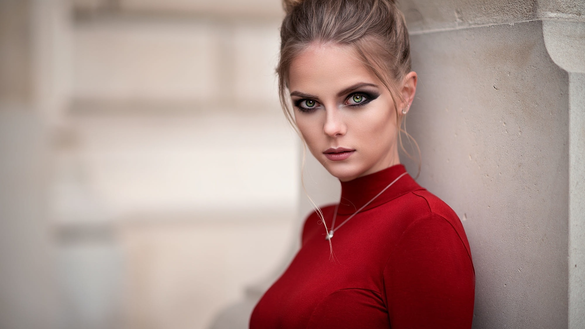 catharina, mark prinz, , ,  , , , , green eye, red dress, , ,  , , 