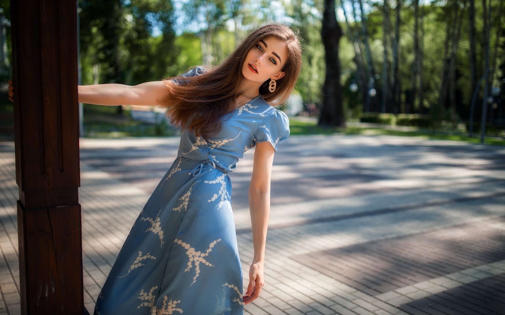 dmitry shulgin, blue dress, brunette, , red lipstick, women outdoors, hips, model, trees