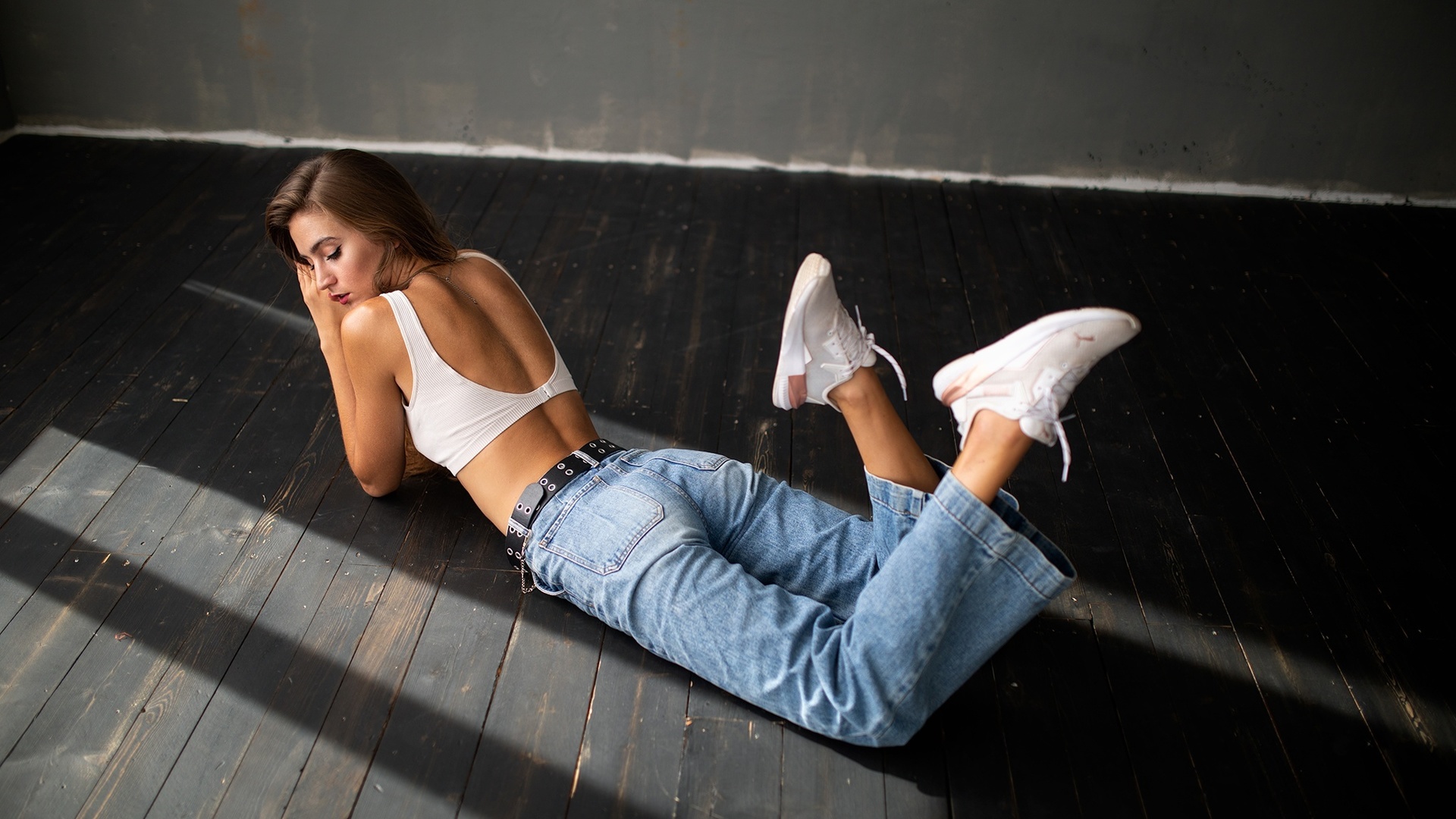 dmitry shulgin, makeup, model, , women indoors, jeans, white tops, on the floor, wooden surface, brunette, red lipstick, sneakers