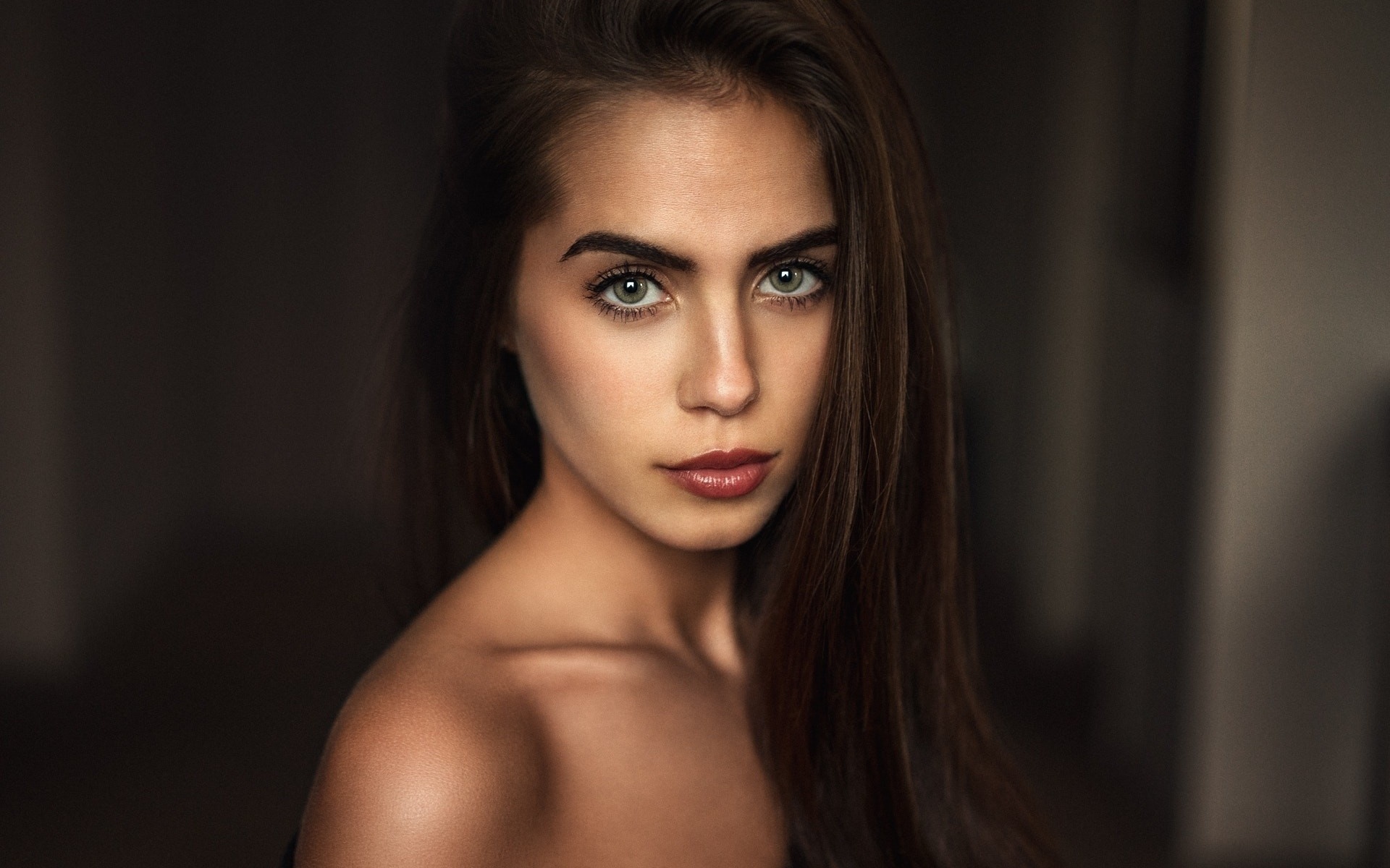 model, portrait, long hair, photography, black hair, martin k hn, fashion, hair, marlen valderrama alvar z, person, skin, head, supermodel, girl, beauty, eye, woman, lip, hairstyle, portrait photography, photo shoot, brown hair, art model, eyebrow, human 