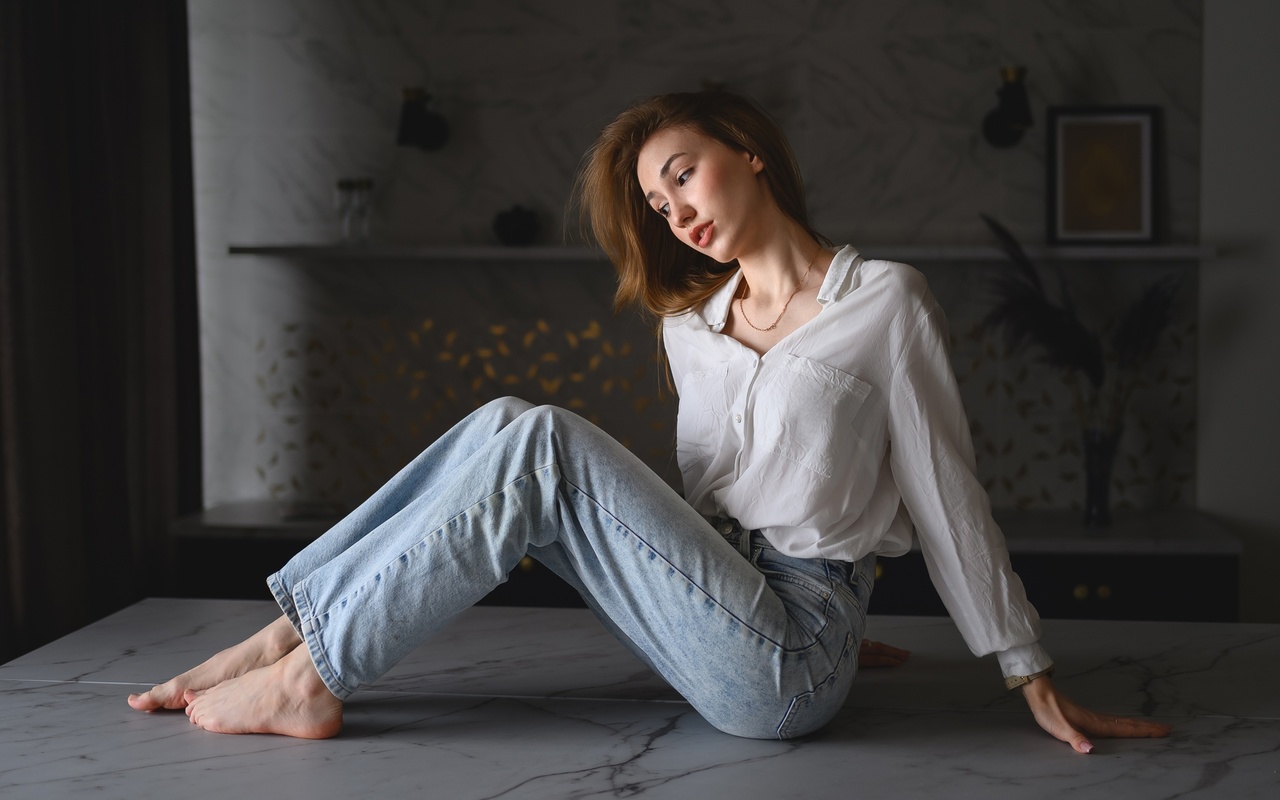 jeans, white shirt, brunette, sitting, on table, , women indoors, model, barefoot, feet