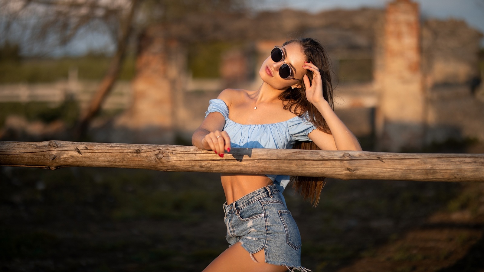 dmitry shulgin, women with glasses, jean shorts, model, sunglasses, sky, , women outdoors, field, brunette, red lipstick, women with shades