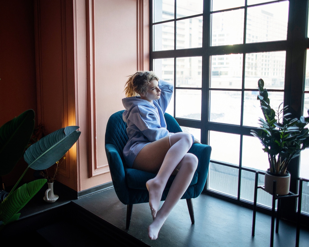 maksim chuprin, model, ira novikova, blonde, , by the window, women indoors, women, sweatshirt, sweater, armchair, ass