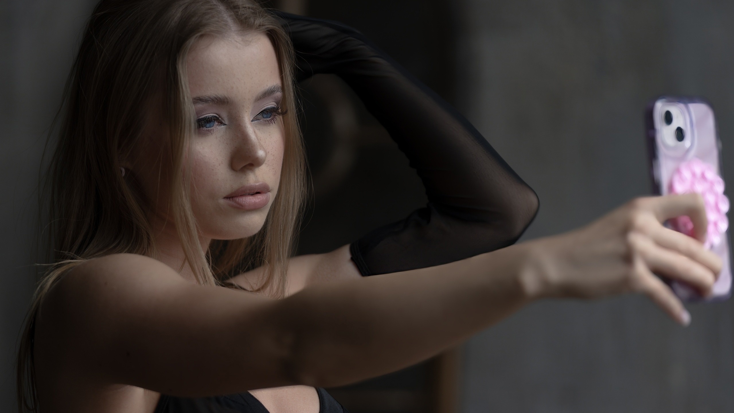 model, women indoors, , black bodysuit, brunette, blonde, lolita dobrorodnova