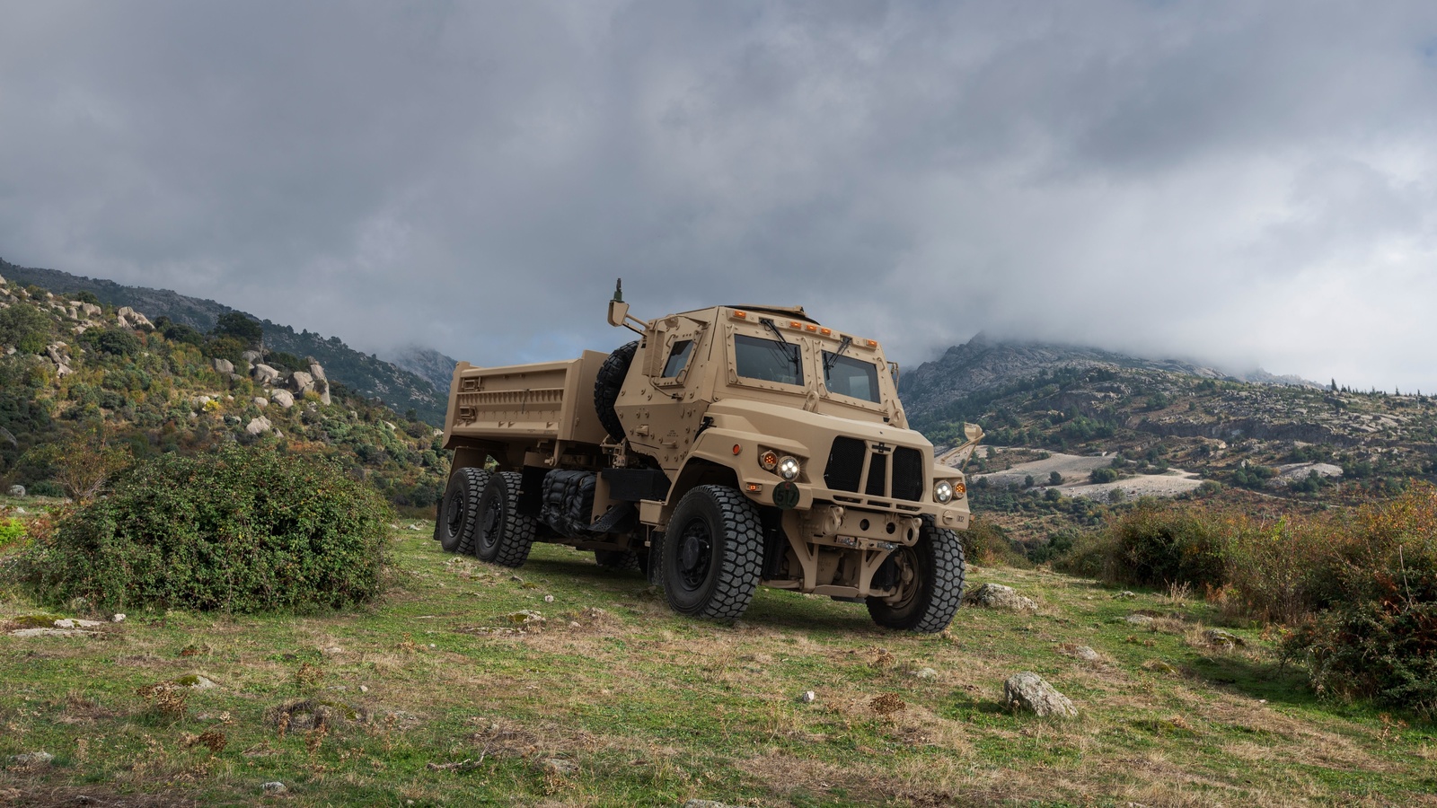 oshkosh, medium tactical vehicles, oshkosh fmtv a2