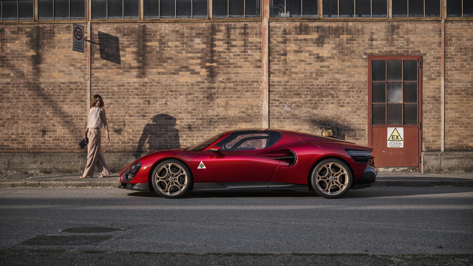 alfa romeo, mid-engine sports car, alfa romeo 33 stradale