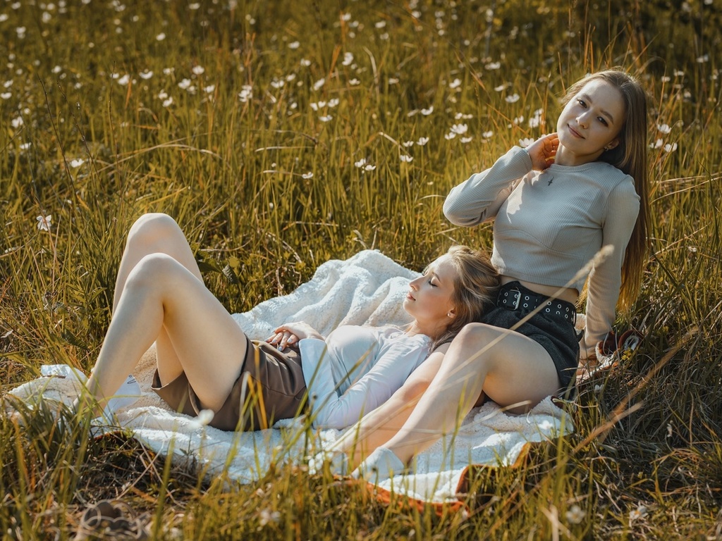 grass, blonde, two women, women outdoors, field, shorts, brunette, plants, , sitting, women, long hair, red lipstick, model, nature, 